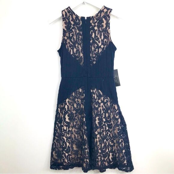 The Limited Navy Blue Lace Panel Rib Stretch Cream Lined Sleeveless Dress NEW - Picture 6 of 16
